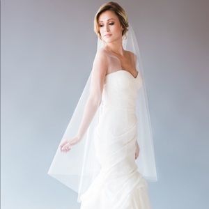 ISABELLE VEIL | Ivory